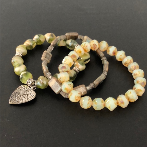 GENUINE POLISHED STONE BRACELETS W/CHARM - Picture 3 of 16